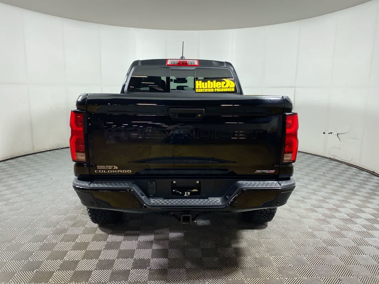 2025 Chevrolet Colorado ZR2 photo 2