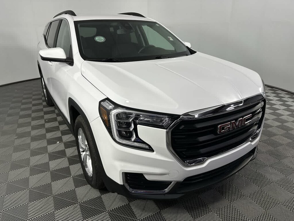 Used 2022 GMC Terrain SLE SUV