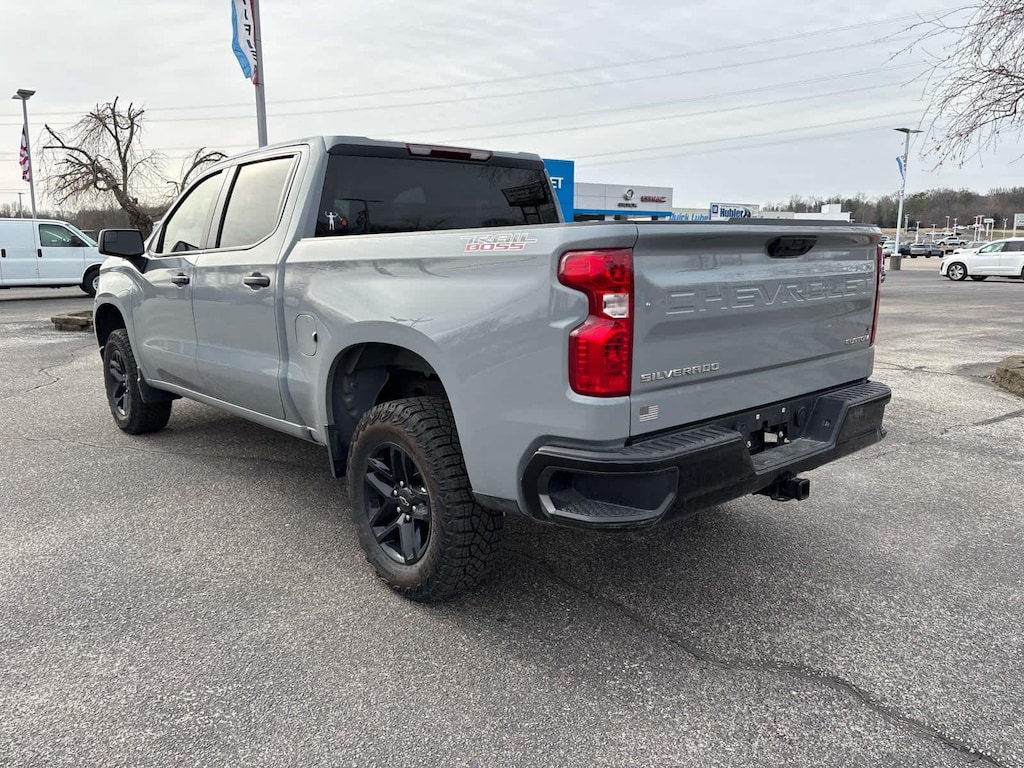 Used 2024 Chevrolet Silverado 1500 Custom Trail Boss 4WD Crew Cab 147 Truck Crew Cab