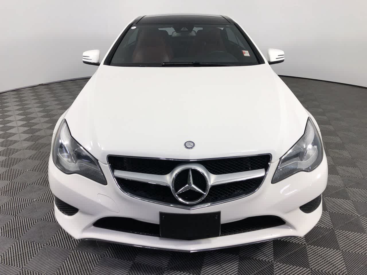 2015 Mercedes Benz E 400 Coupe photo 2