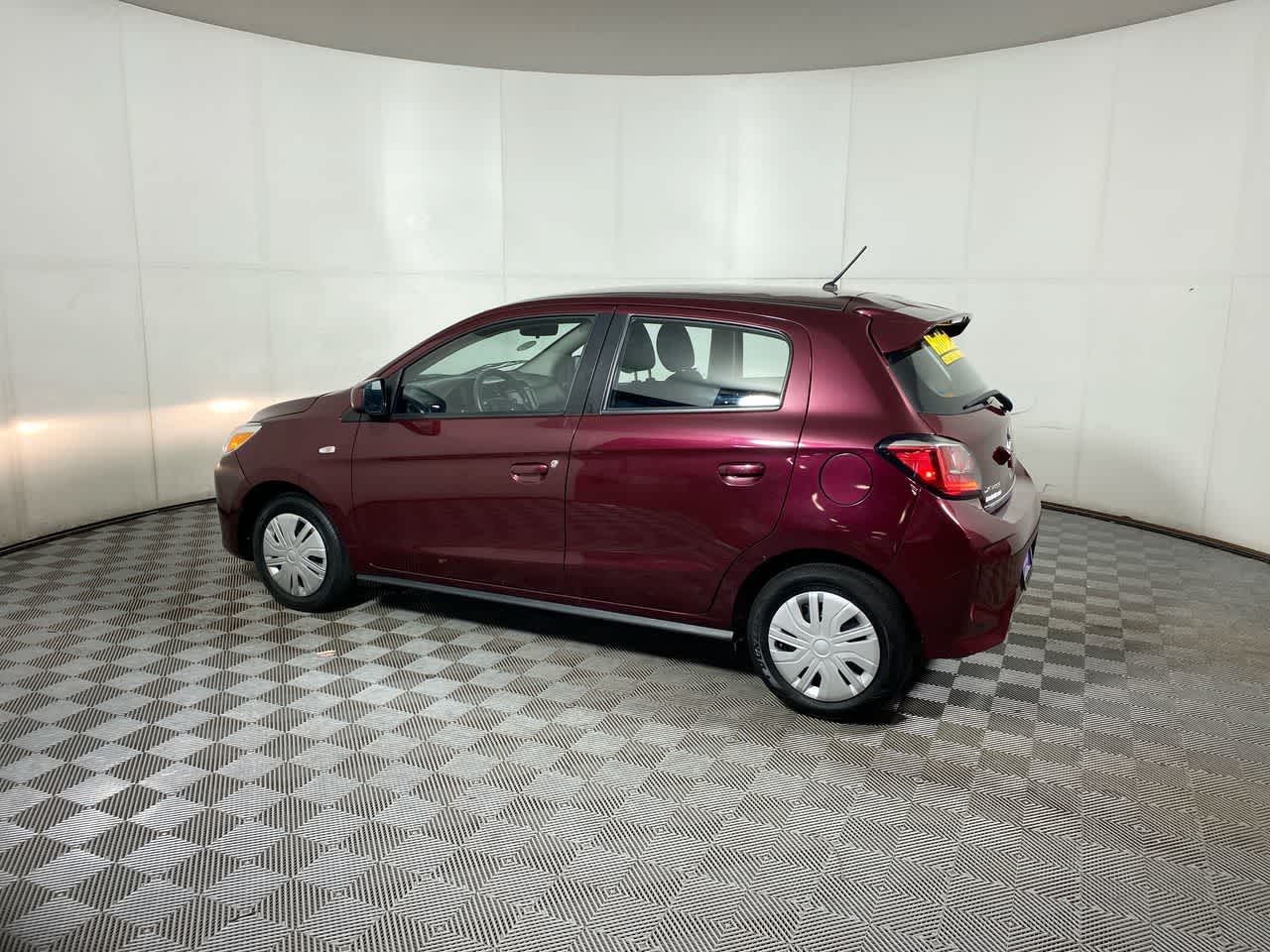 2024 Mitsubishi Mirage LE photo 4