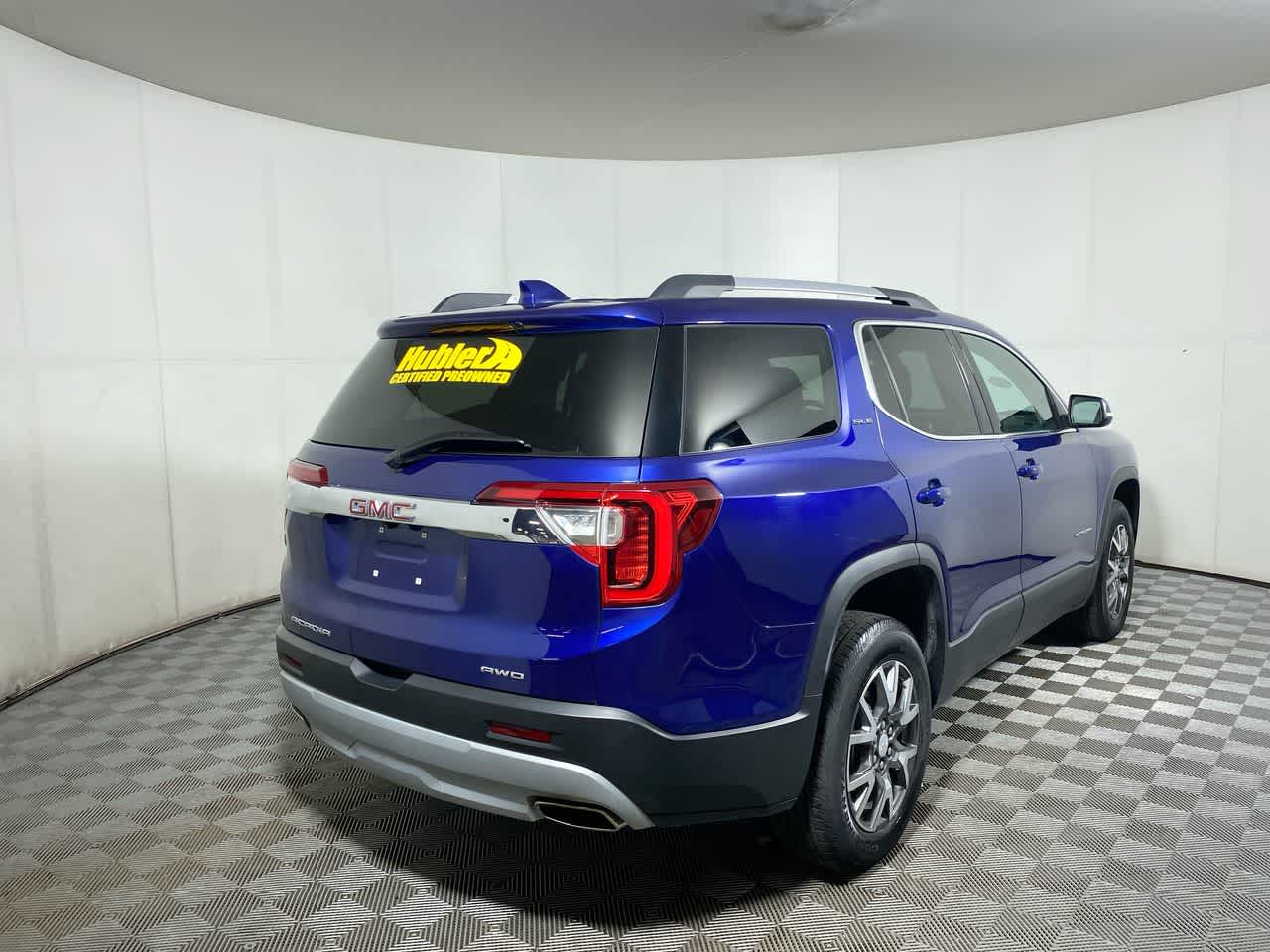 2023 Gmc Acadia SLE photo 2