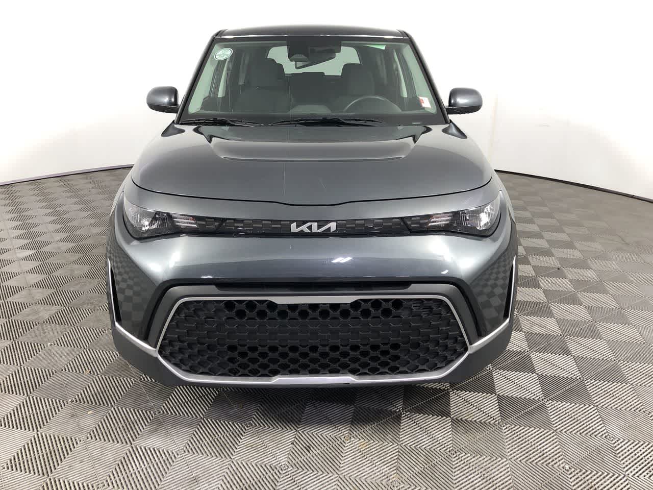 2024 Kia Soul LX photo 3