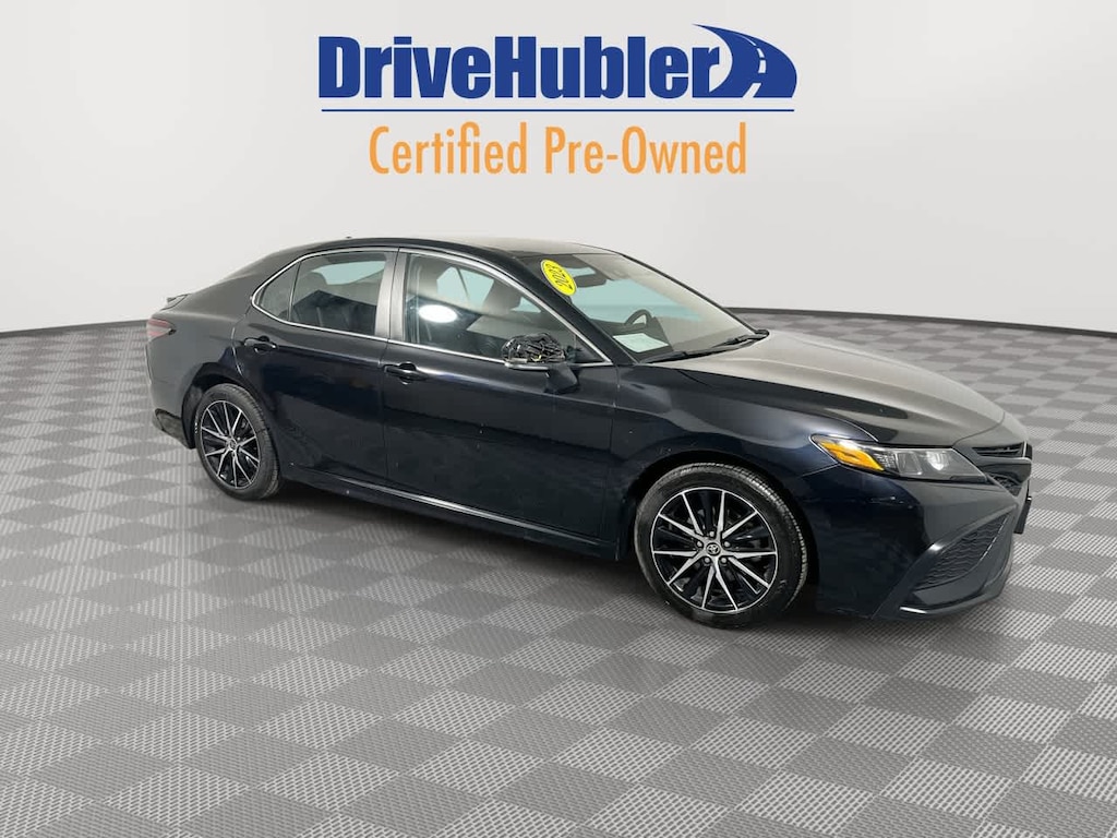 Used 2023 Toyota Camry SE Sedan