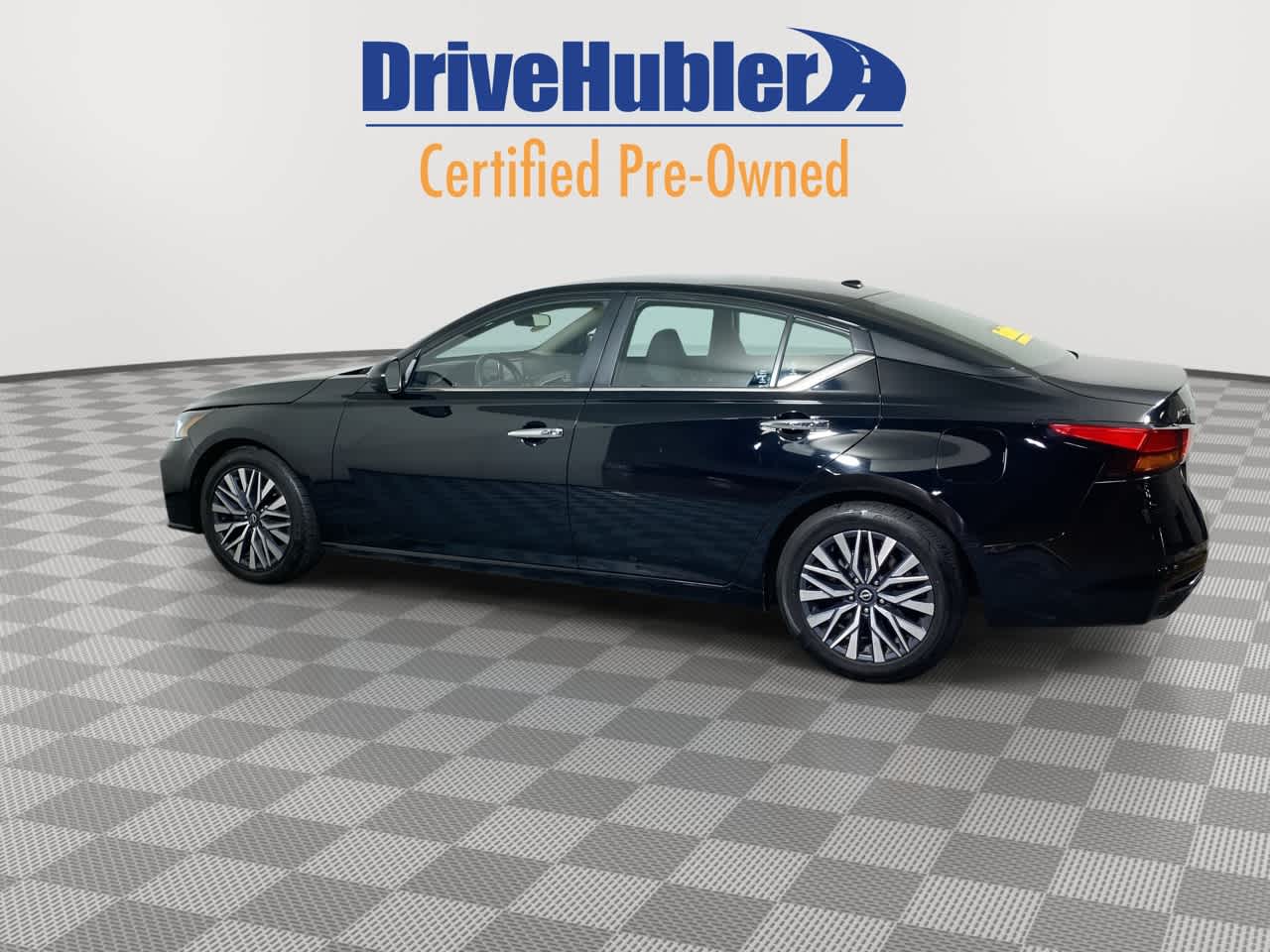 2024 Nissan Altima 2.5 SV photo 4