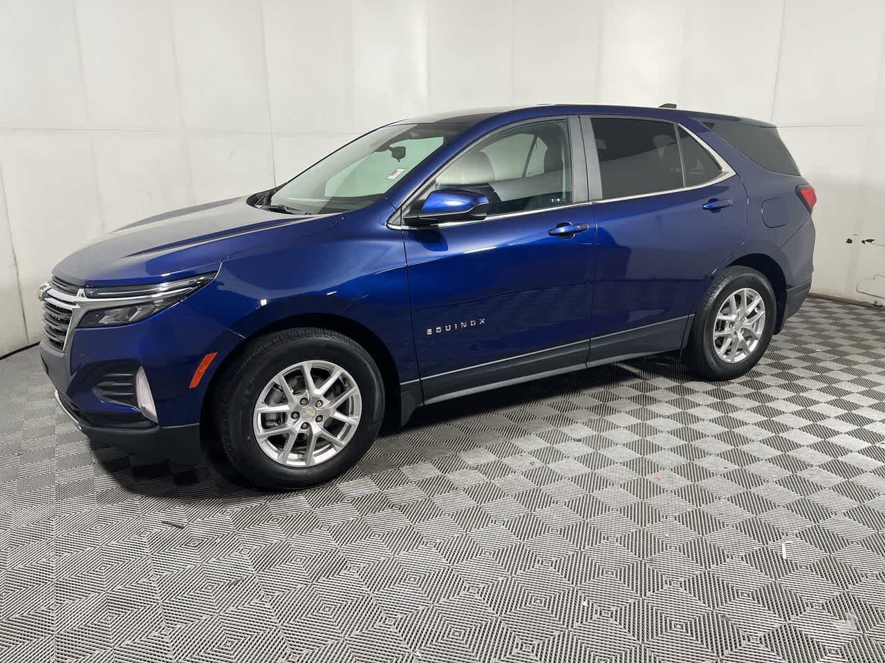 2022 Chevrolet Equinox LT photo 4