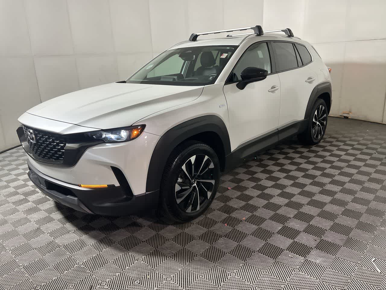 2025 Mazda CX-50 Premium Plus photo 2