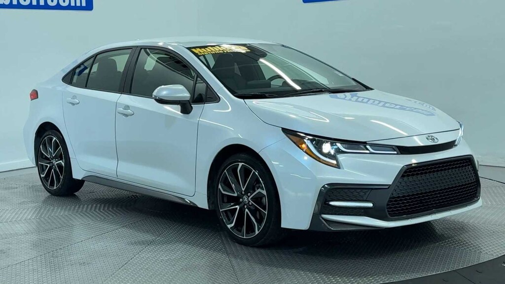 Used 2022 Toyota Corolla SE Sedan