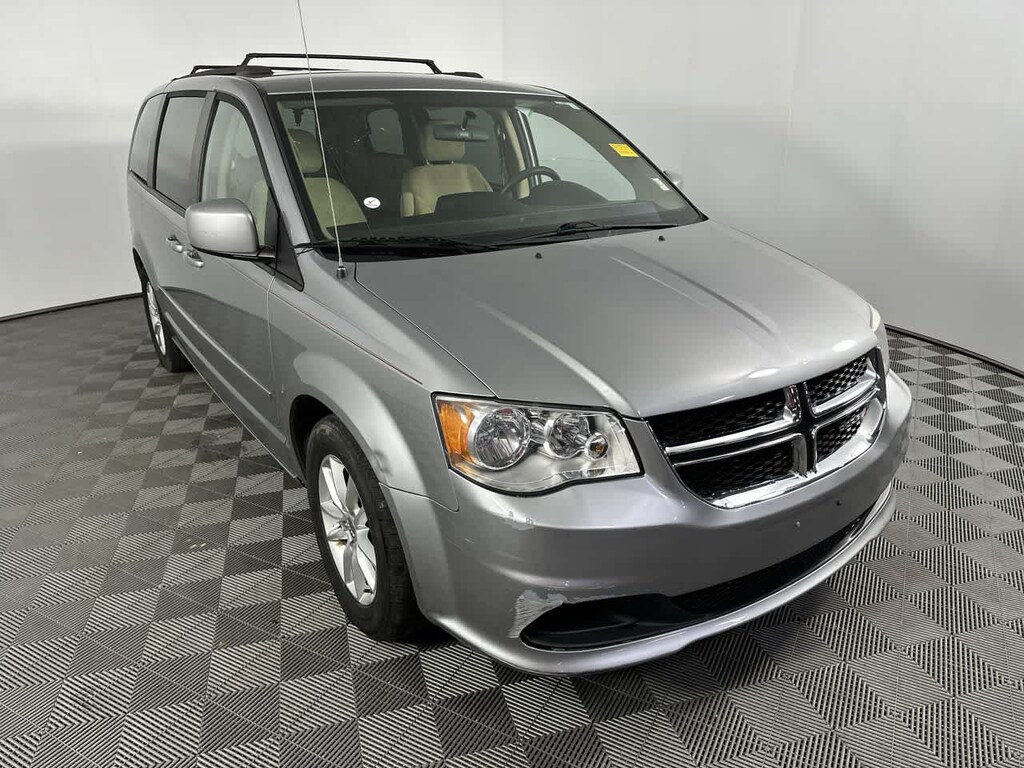 Used 2016 Dodge Grand Caravan SXT Van