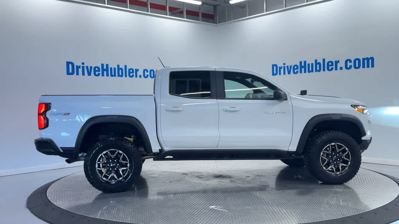 2024 Chevrolet Colorado ZR2 photo 3