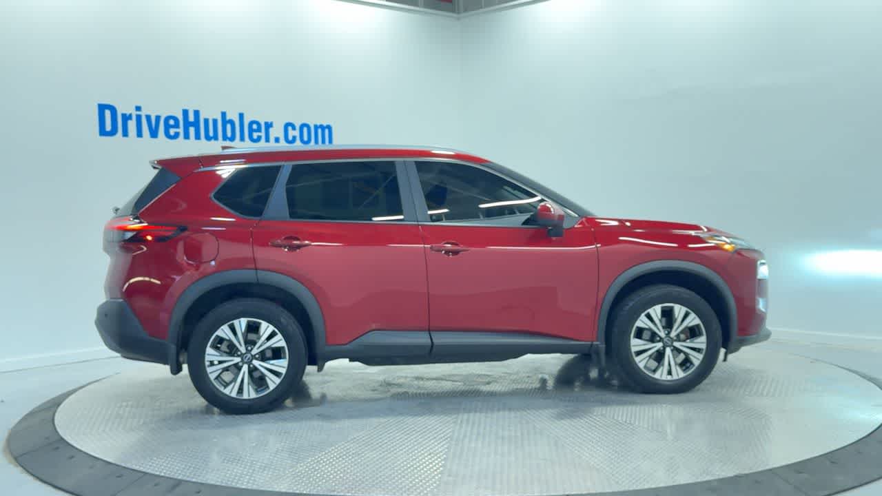 2023 Nissan Rogue SV photo 3