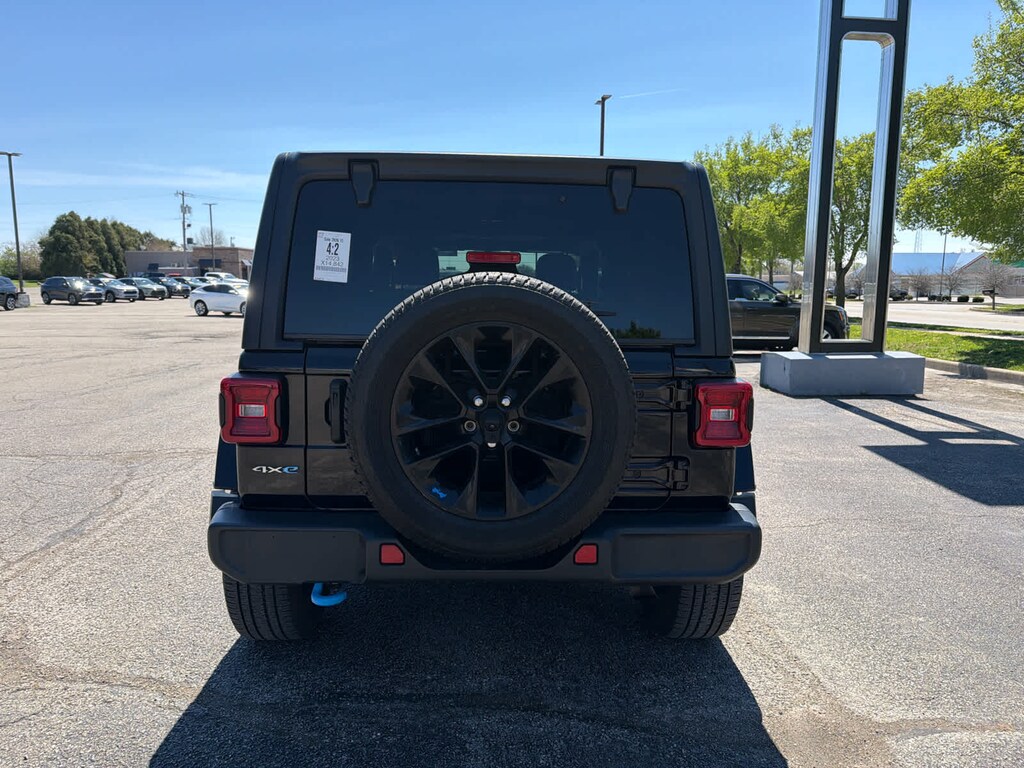 Used 2023 Jeep Wrangler 4xe Sahara SUV