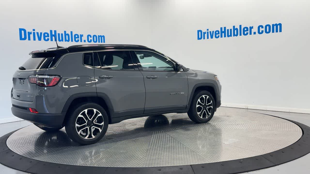 2022 Jeep Compass Limited photo 2