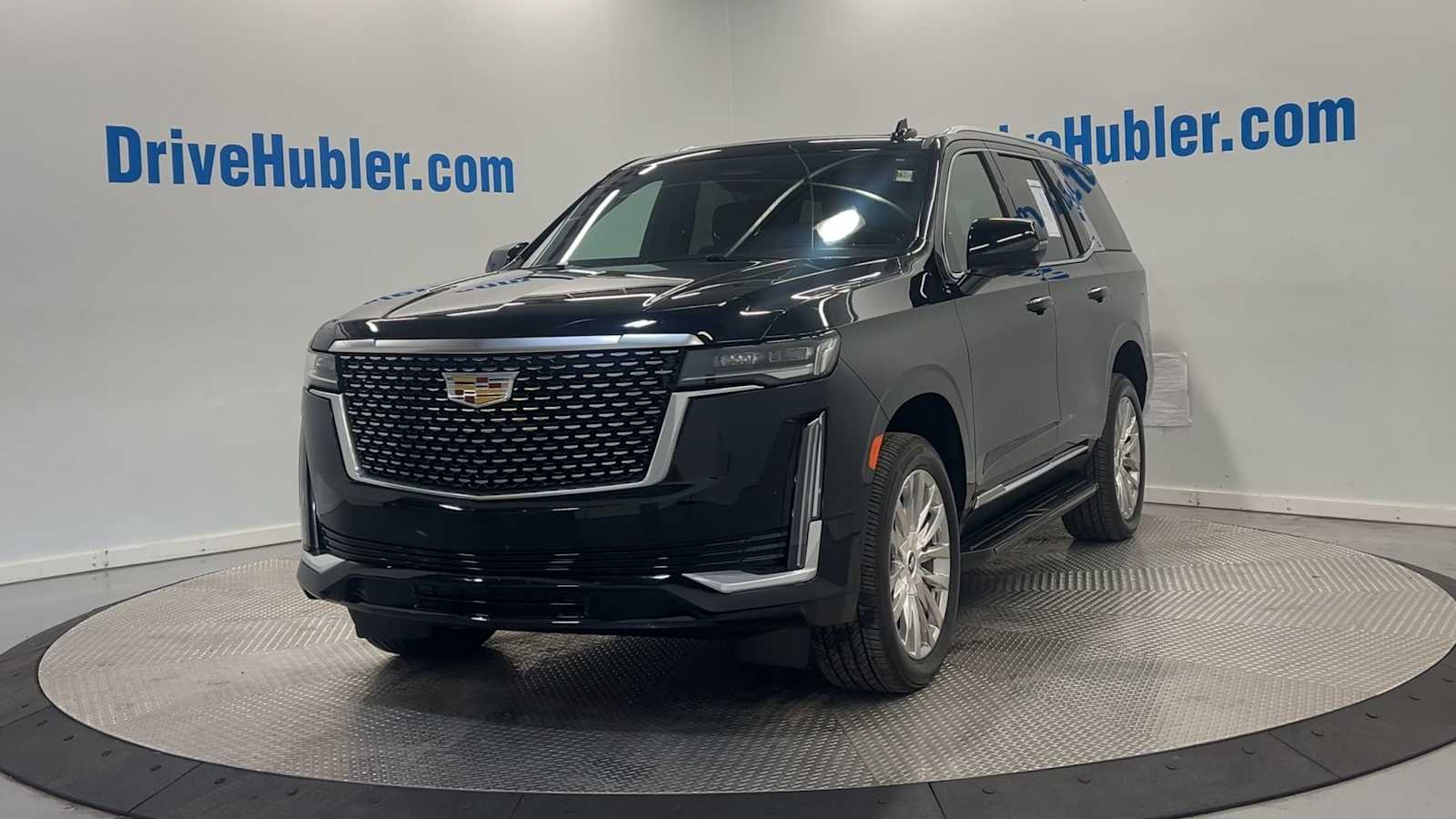 2023 Cadillac Escalade Premium Luxury photo 3