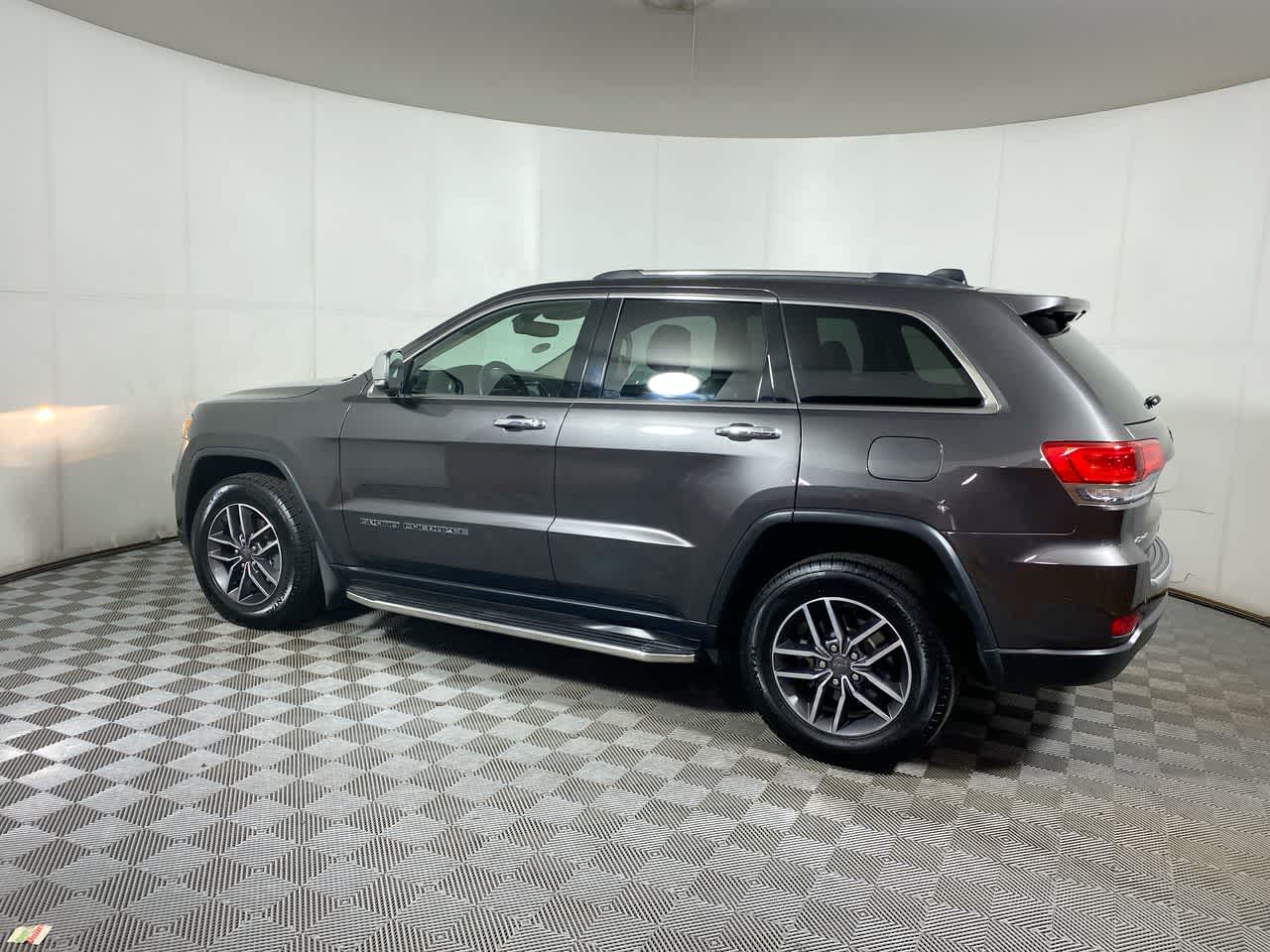 2019 Jeep Grand Cherokee Limited photo 4