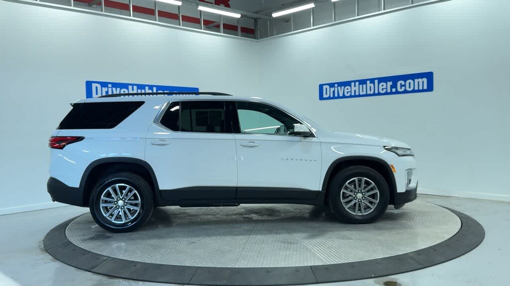 Used 2022 Chevrolet Traverse LT Cloth SUV