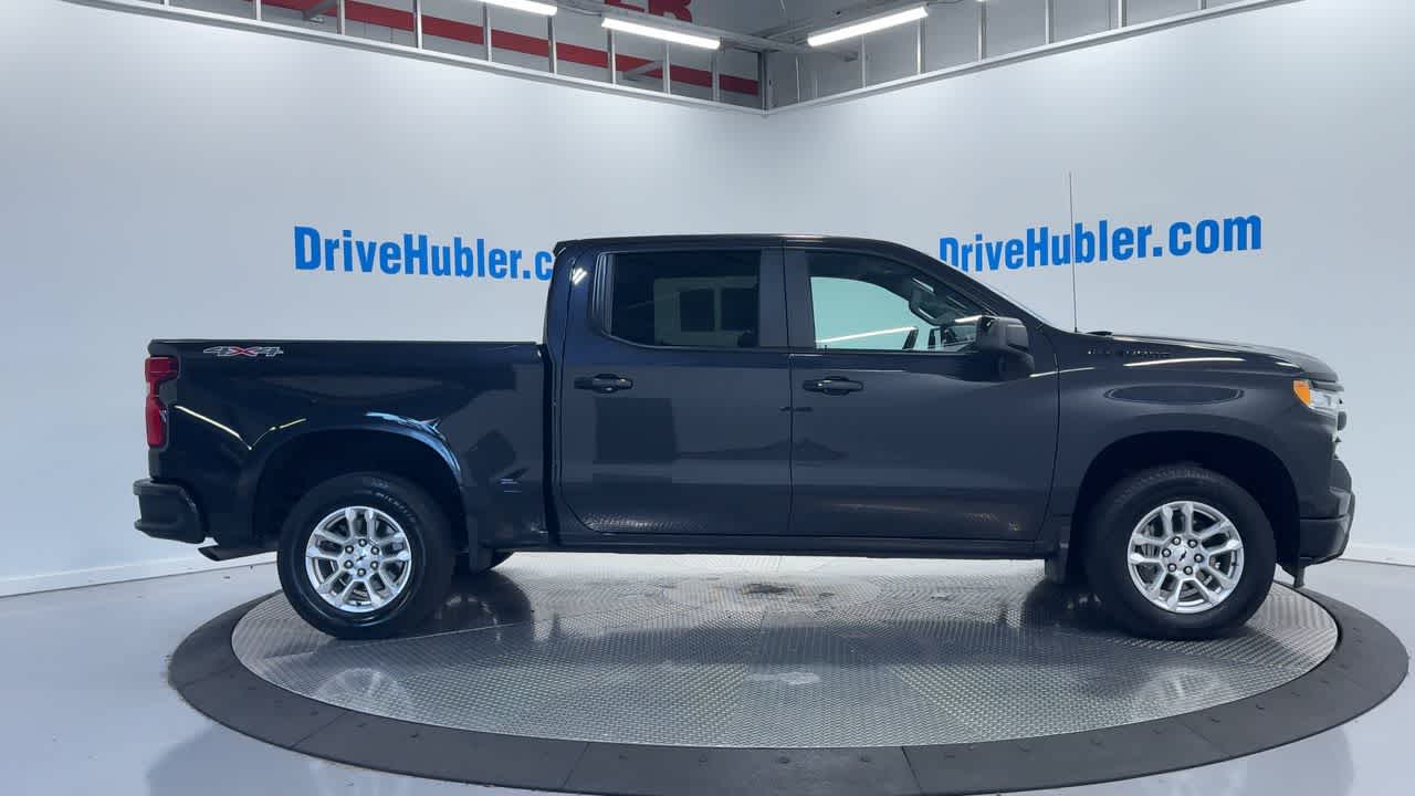2023 Chevrolet Silverado 1500 RST photo 4