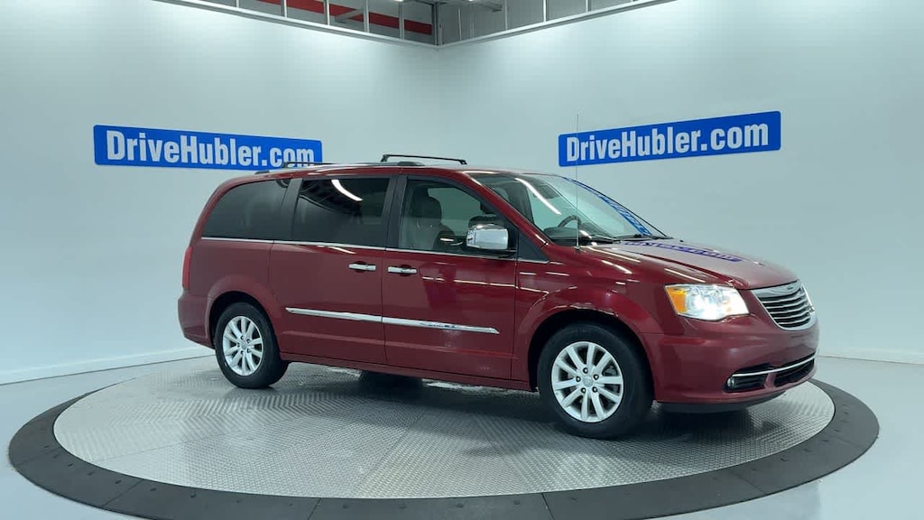 Used 2015 Chrysler Town & Country Limited Platinum Van