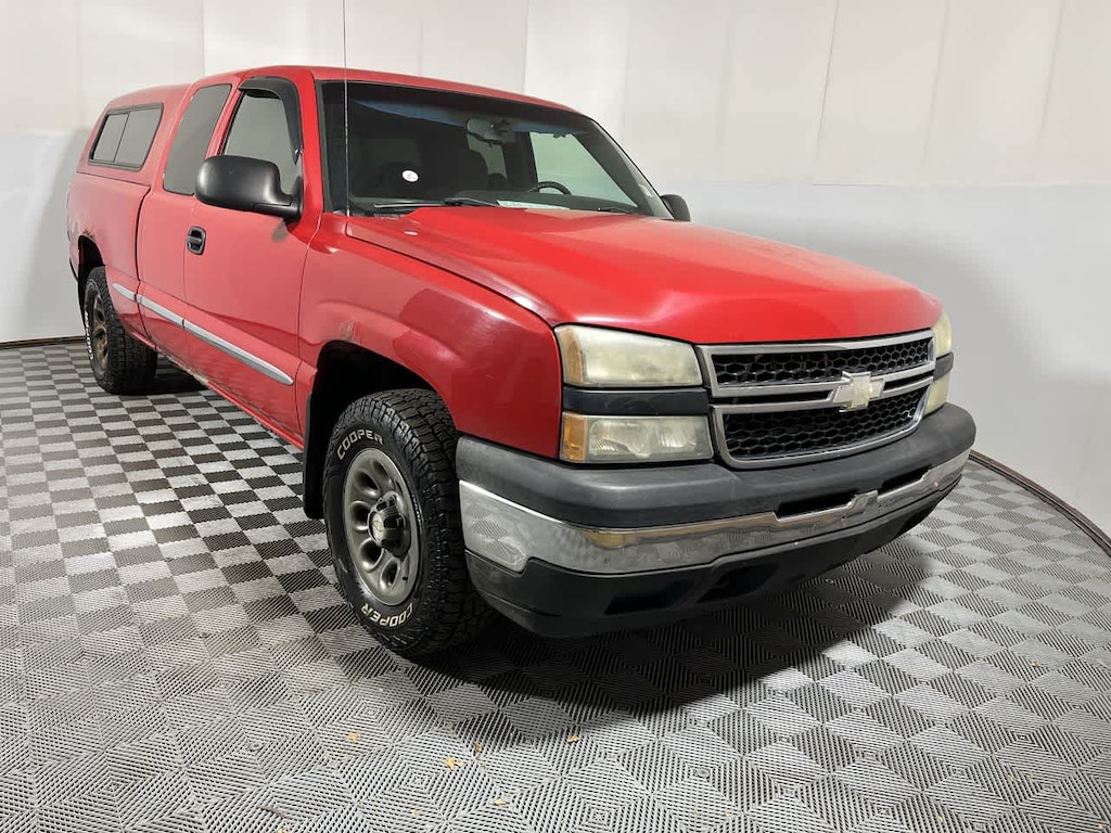 Used 2007 Chevrolet Silverado 1500 Classic Work Truck 4WD Ext Cab 143.5 Truck Extended Cab