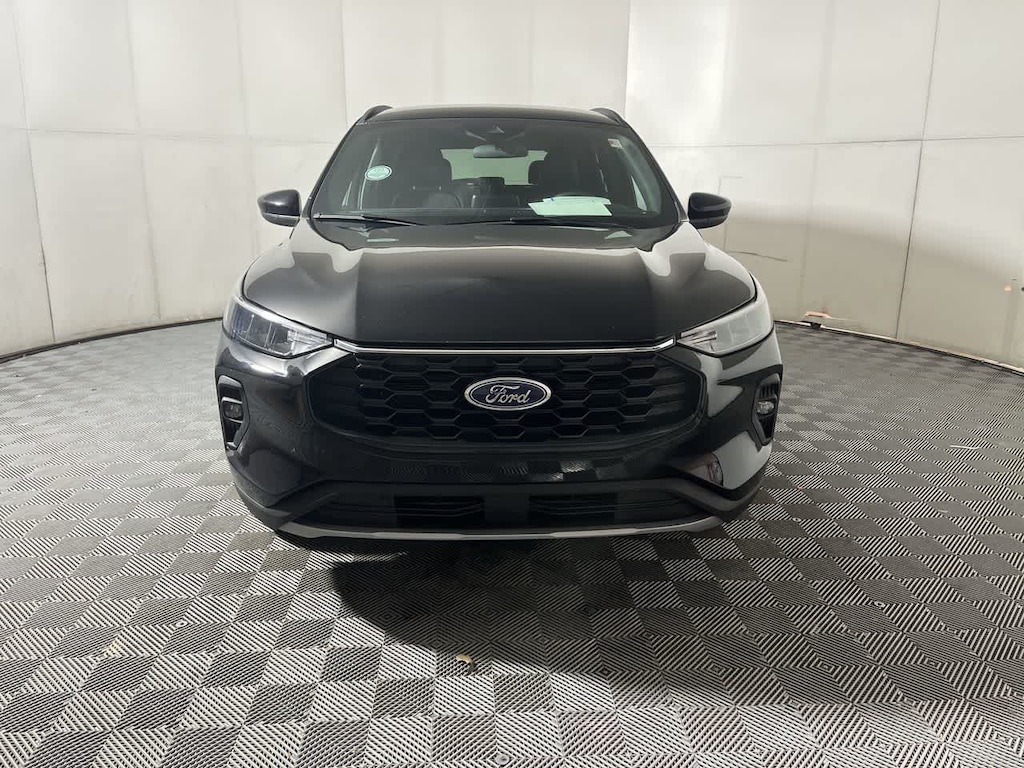 Used 2025 Ford Escape ST-Line Select SUV