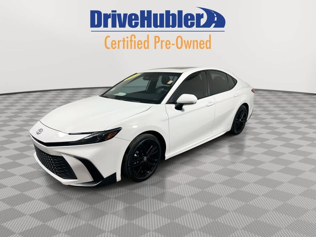 Used 2025 Toyota Camry SE Sedan
