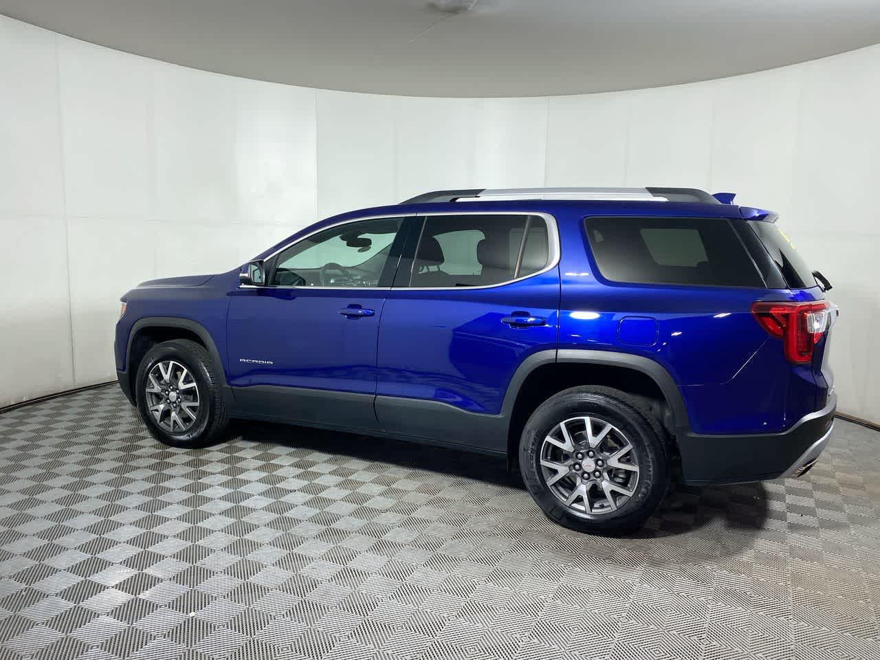 2023 Gmc Acadia SLE photo 4