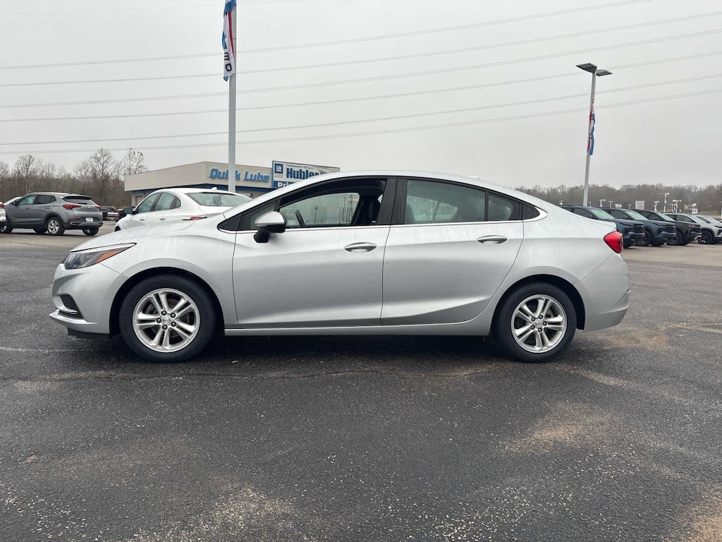Used 2018 Chevrolet Cruze LT Sedan