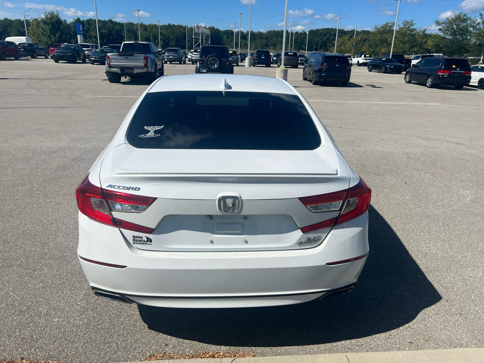 2019 Honda Accord Sport 2.0T photo 2