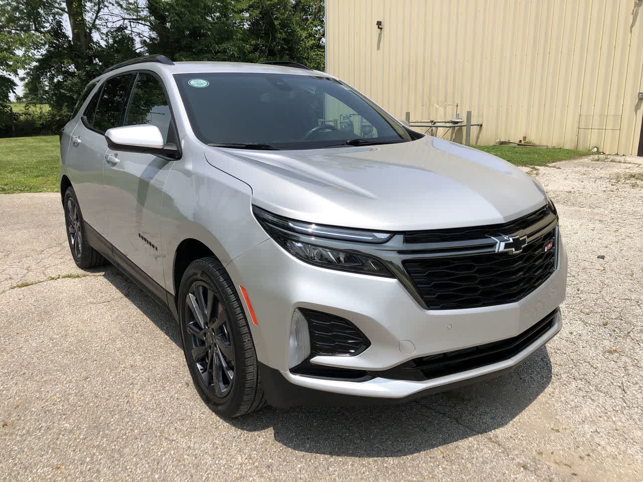 2022 Chevrolet Equinox RS photo 2