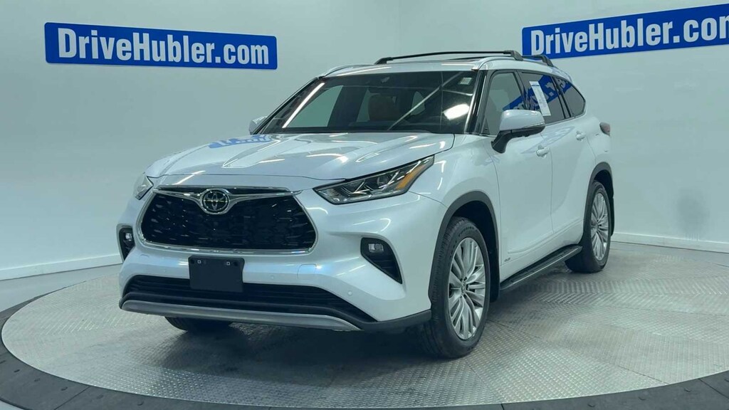 Used 2025 Toyota Highlander Hybrid Platinum SUV