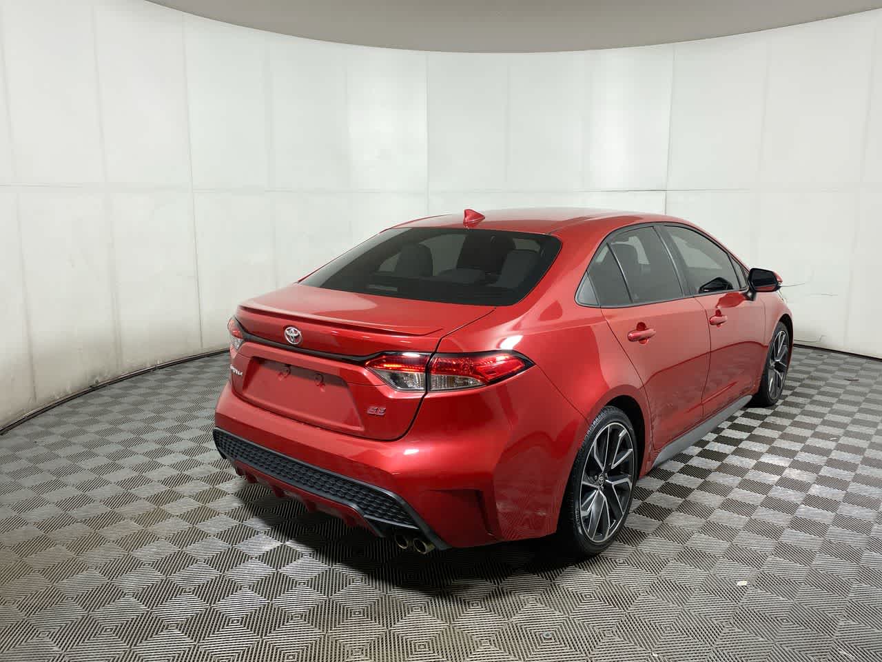 2021 Toyota Corolla SE photo 2