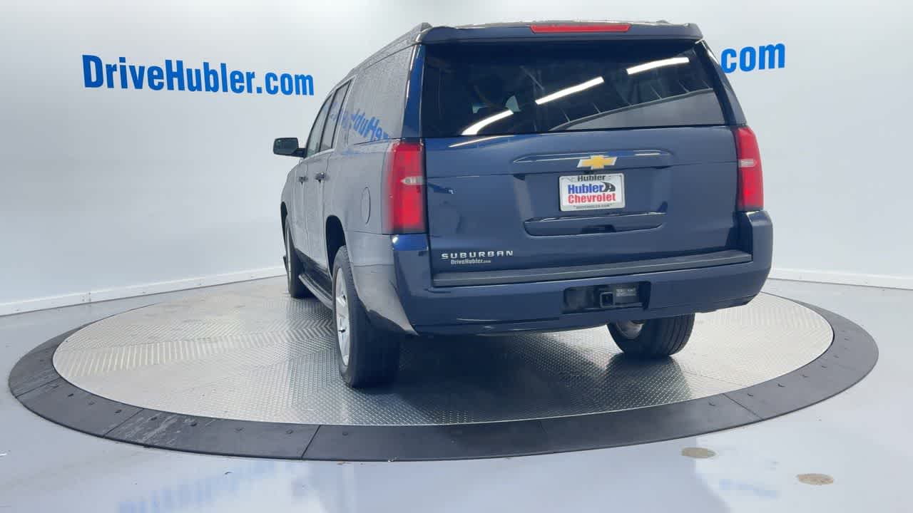 2018 Chevrolet Suburban LS photo 2