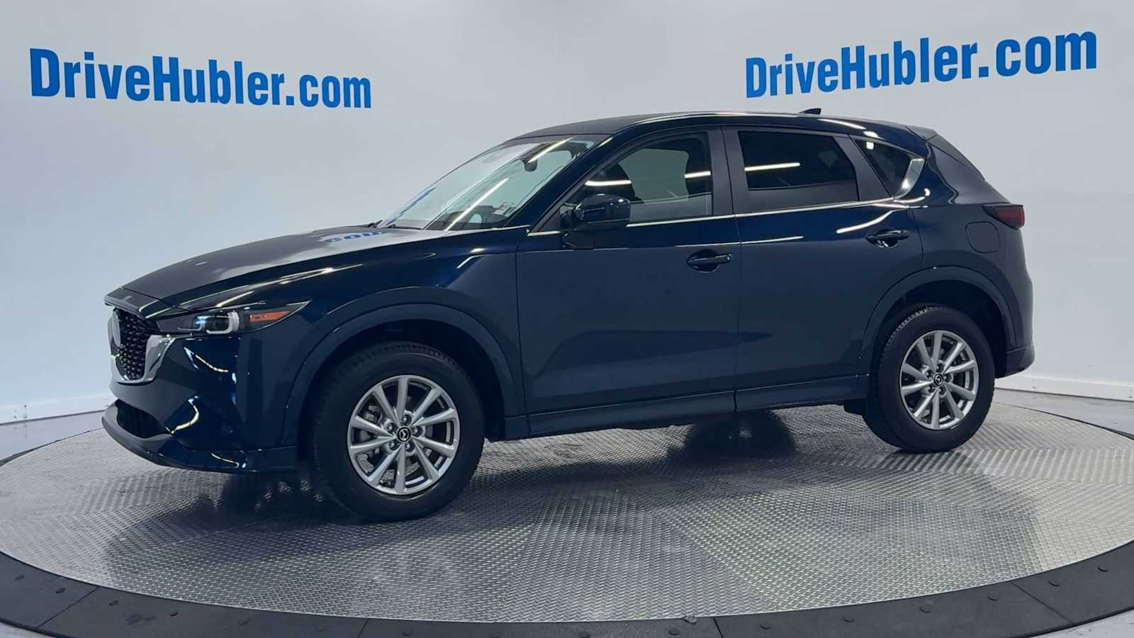 2024 Mazda CX-5 2.5 S Preferred photo 3