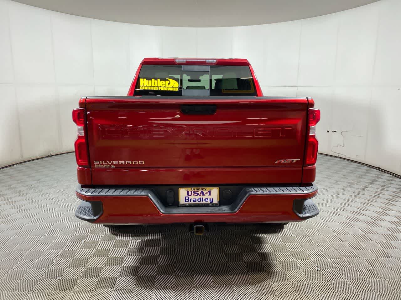 2024 Chevrolet Silverado 1500 RST photo 2