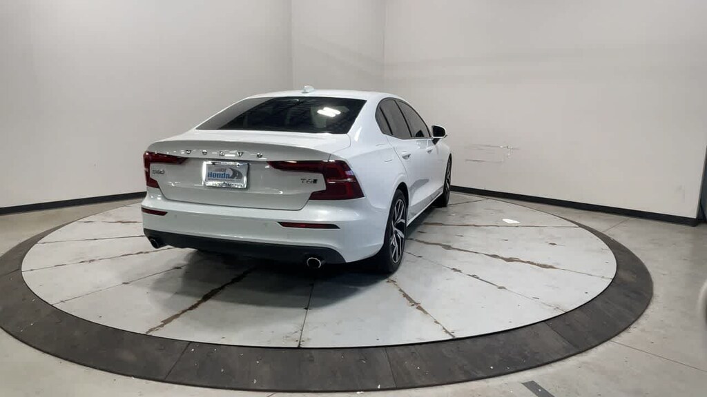 Used 2019 Volvo S60 Momentum Sedan
