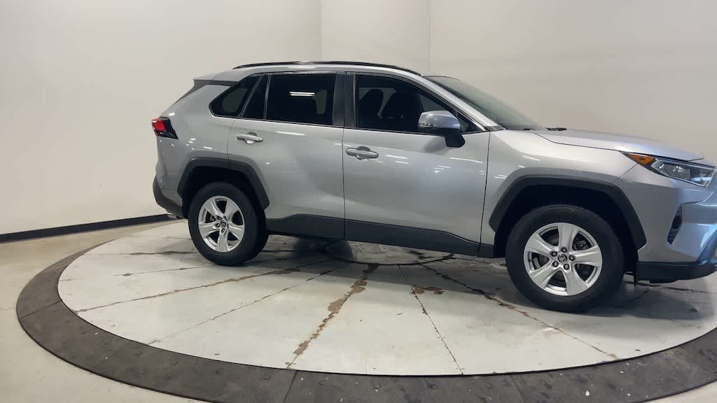 Used 2021 Toyota RAV4 XLE SUV