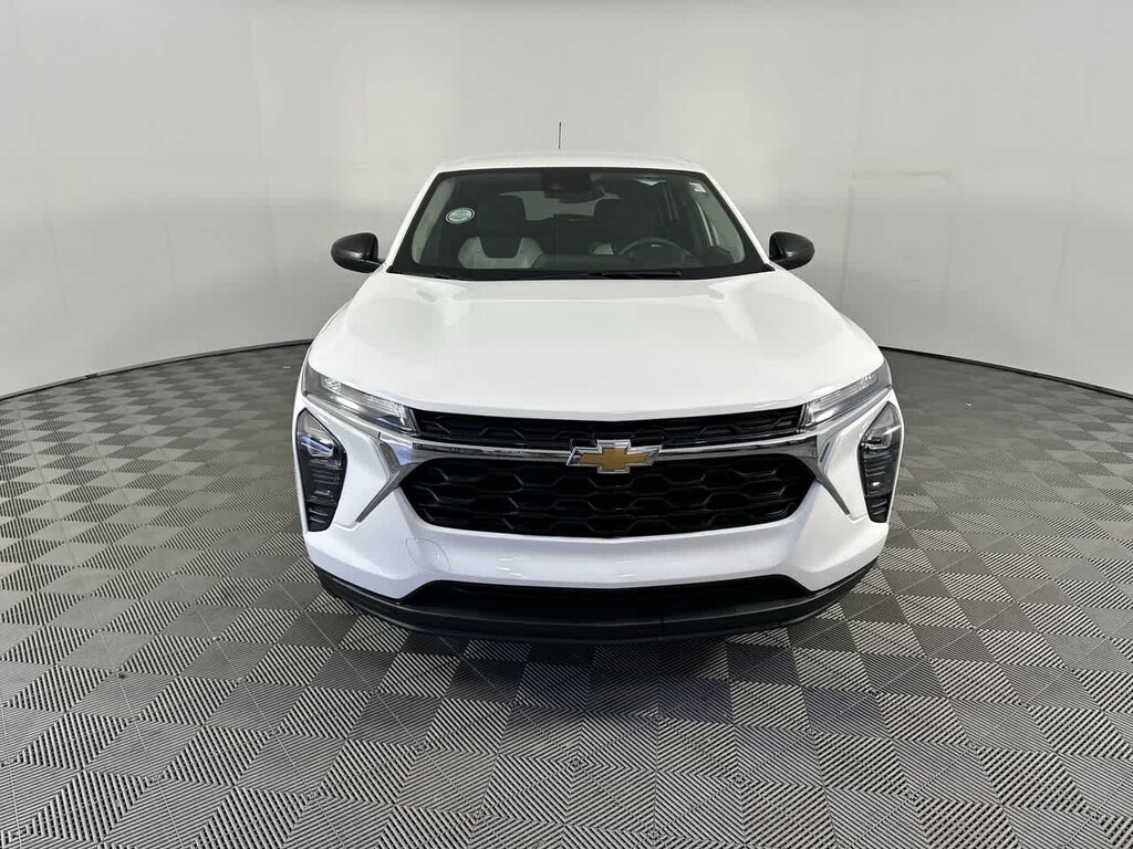 Used 2025 Chevrolet Trax LS SUV