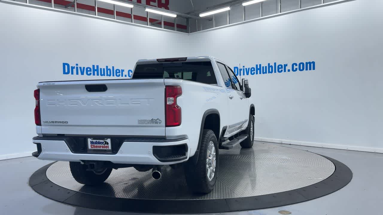 2024 Chevrolet Silverado 2500HD High Country photo 2