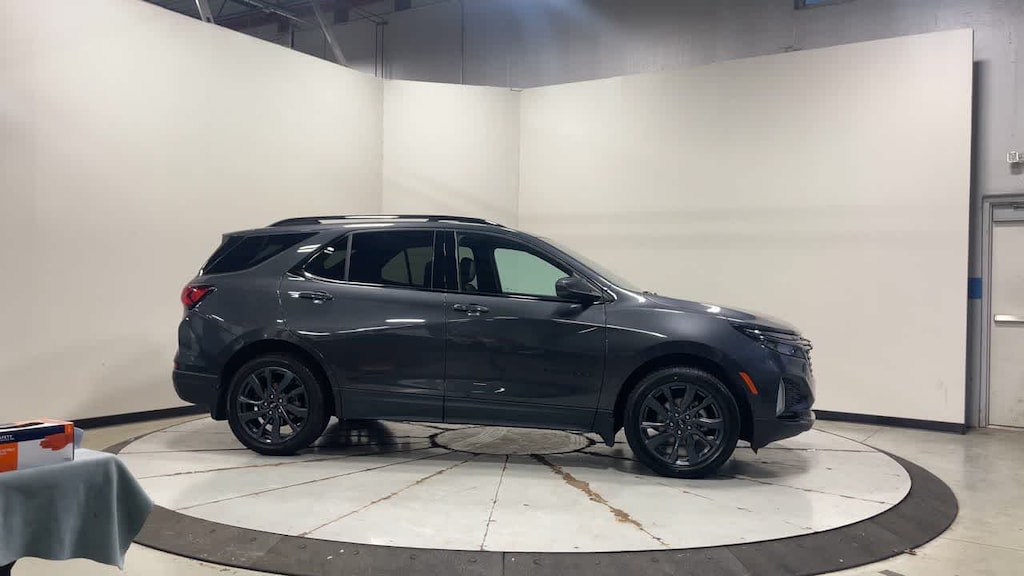 Used 2022 Chevrolet Equinox RS SUV