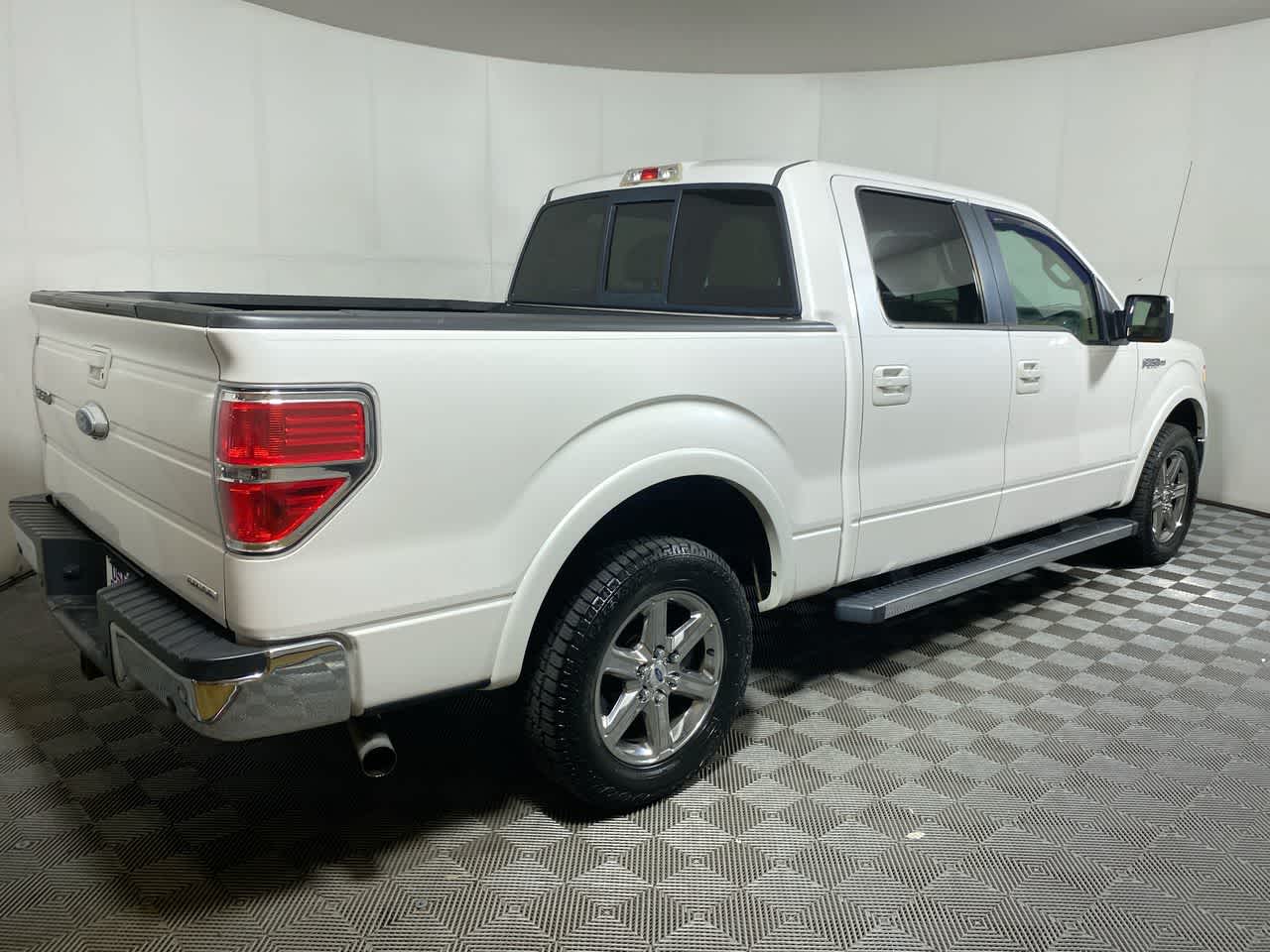 2012 Ford F-150 Lariat photo 2