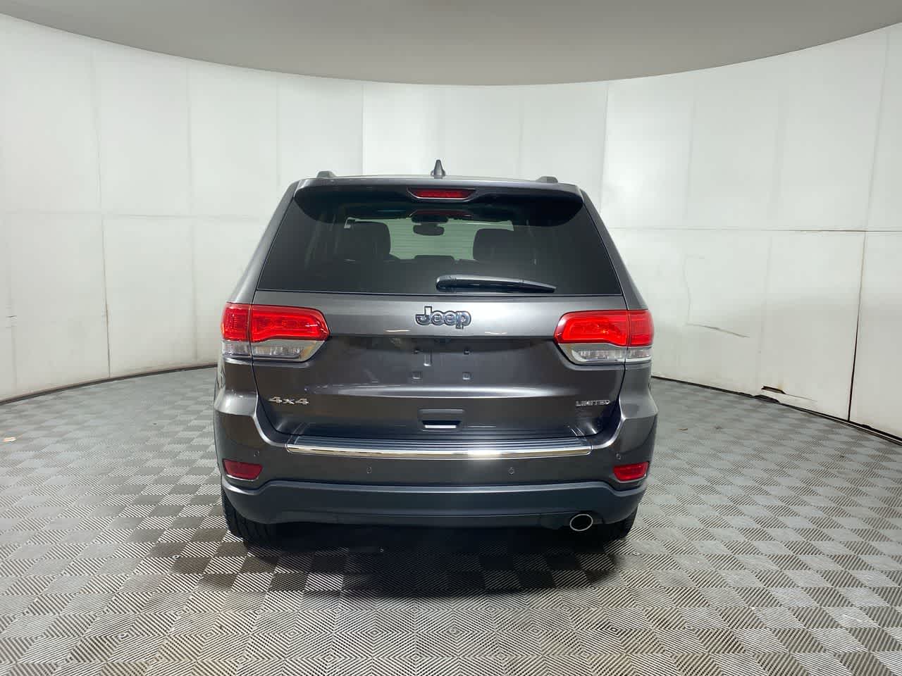 2019 Jeep Grand Cherokee Limited photo 3