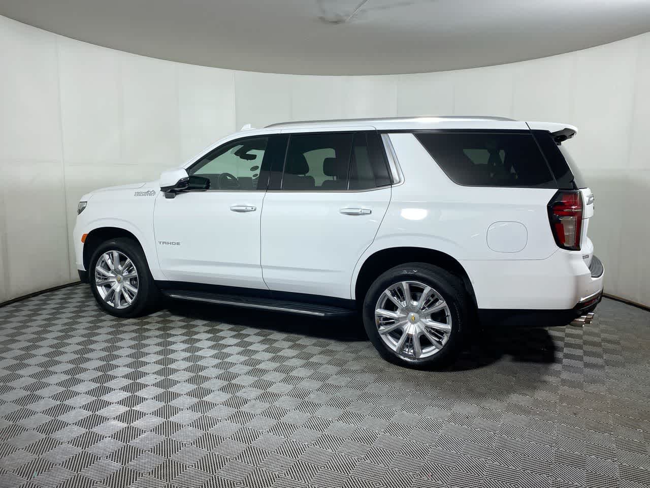 2022 Chevrolet Tahoe High Country photo 4