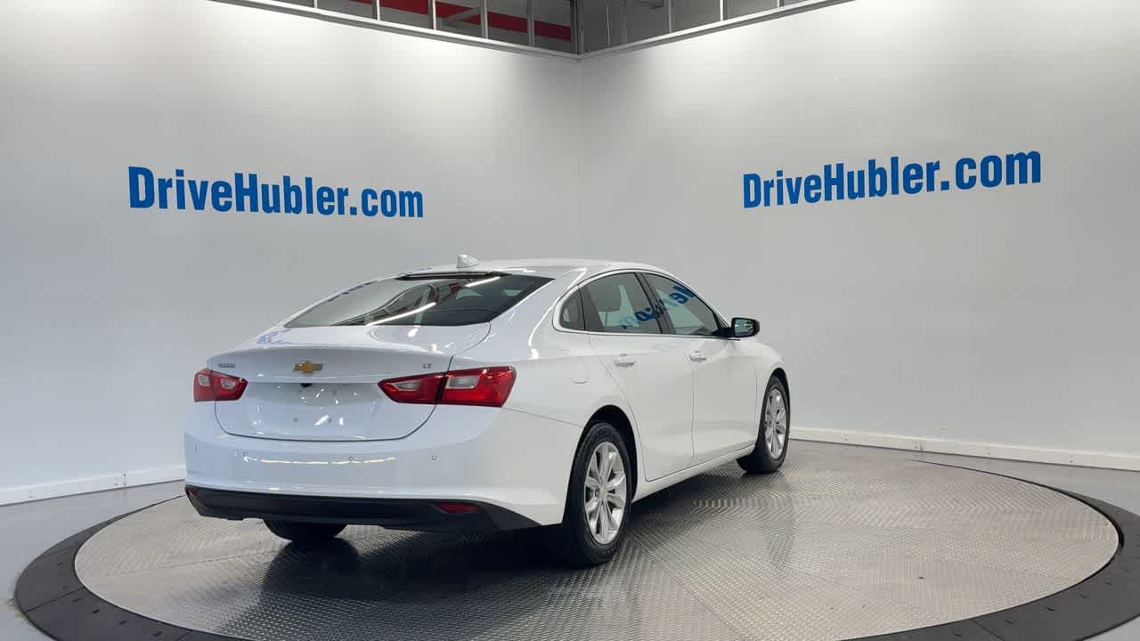 2024 Chevrolet Malibu 1LT photo 3