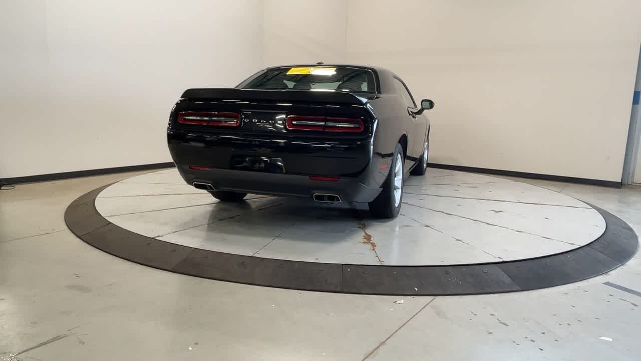 2022 Dodge Challenger GT photo 2