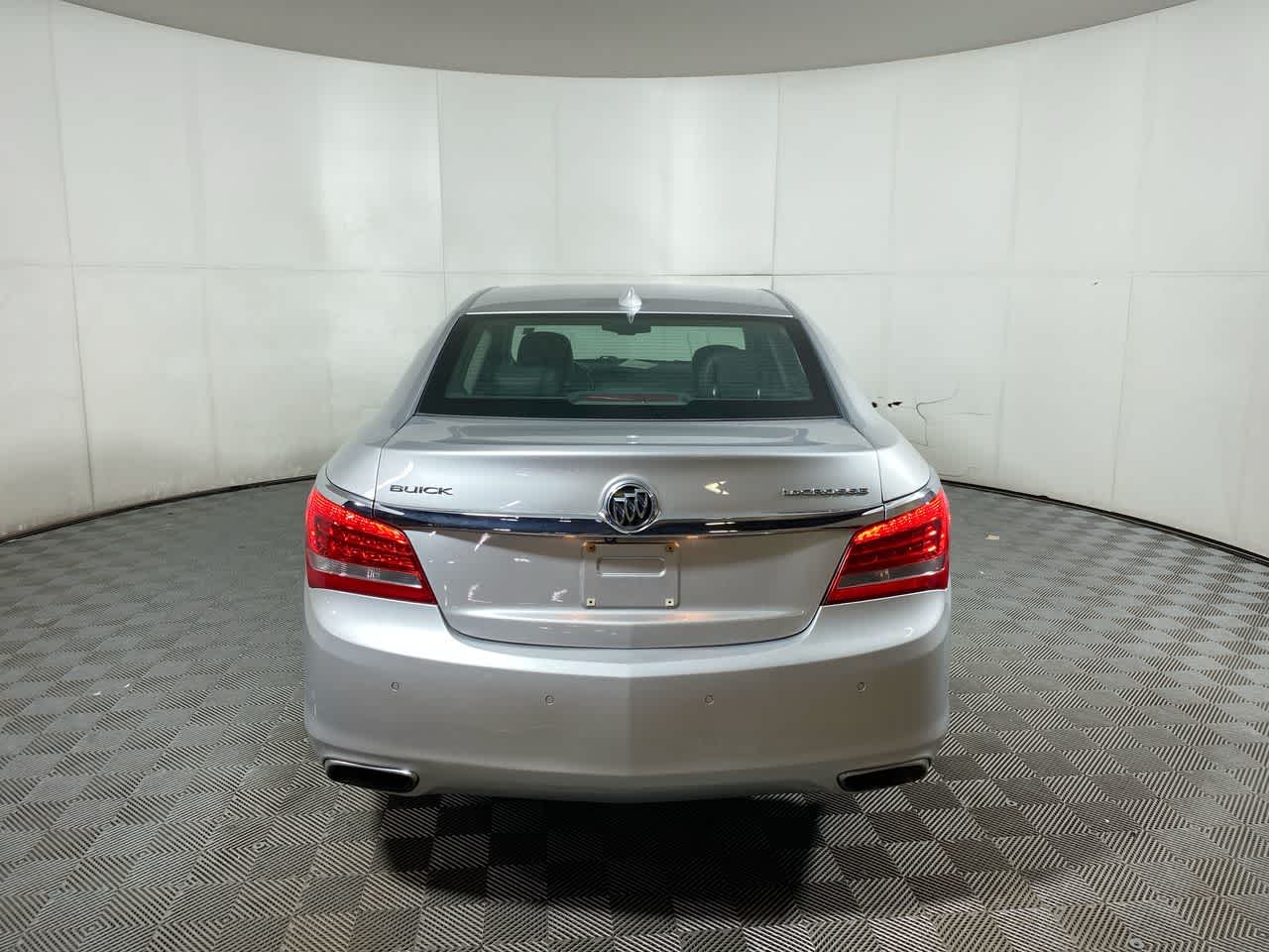 2016 Buick LaCrosse Leather photo 3
