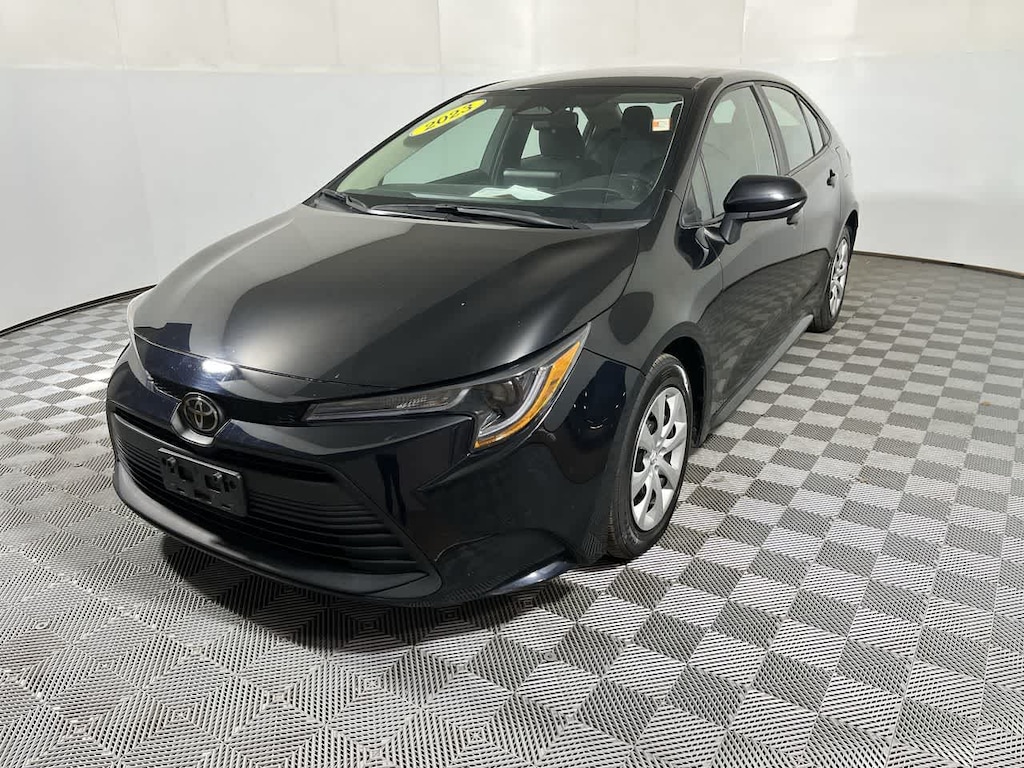 Used 2023 Toyota Corolla LE Sedan