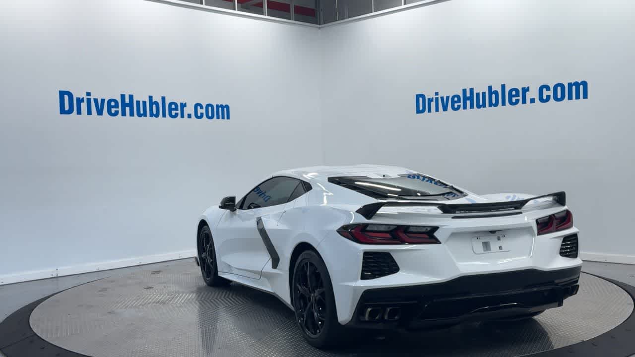2021 Chevrolet Corvette Stingray 3LT photo 2