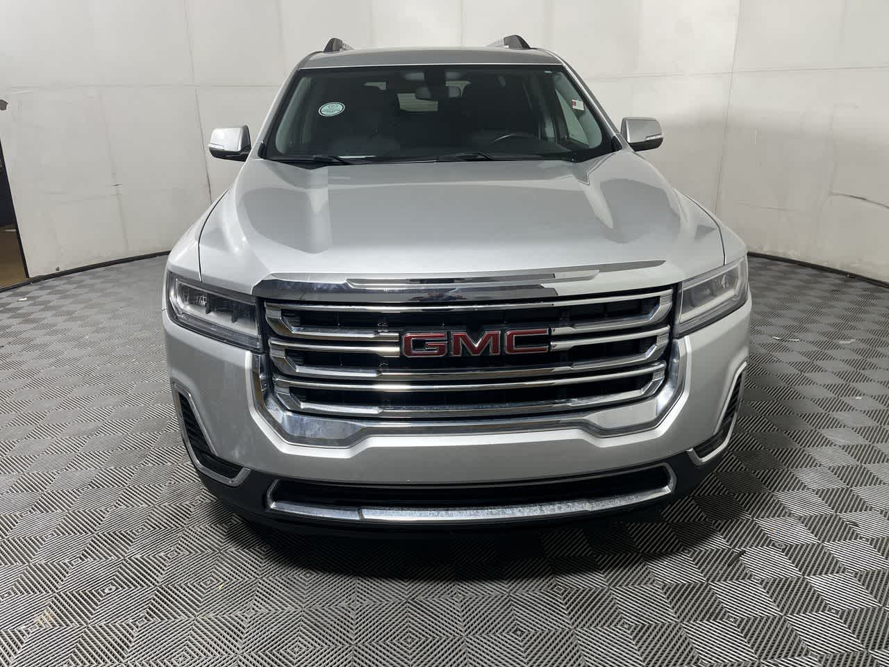 2020 Gmc Acadia SLE photo 2