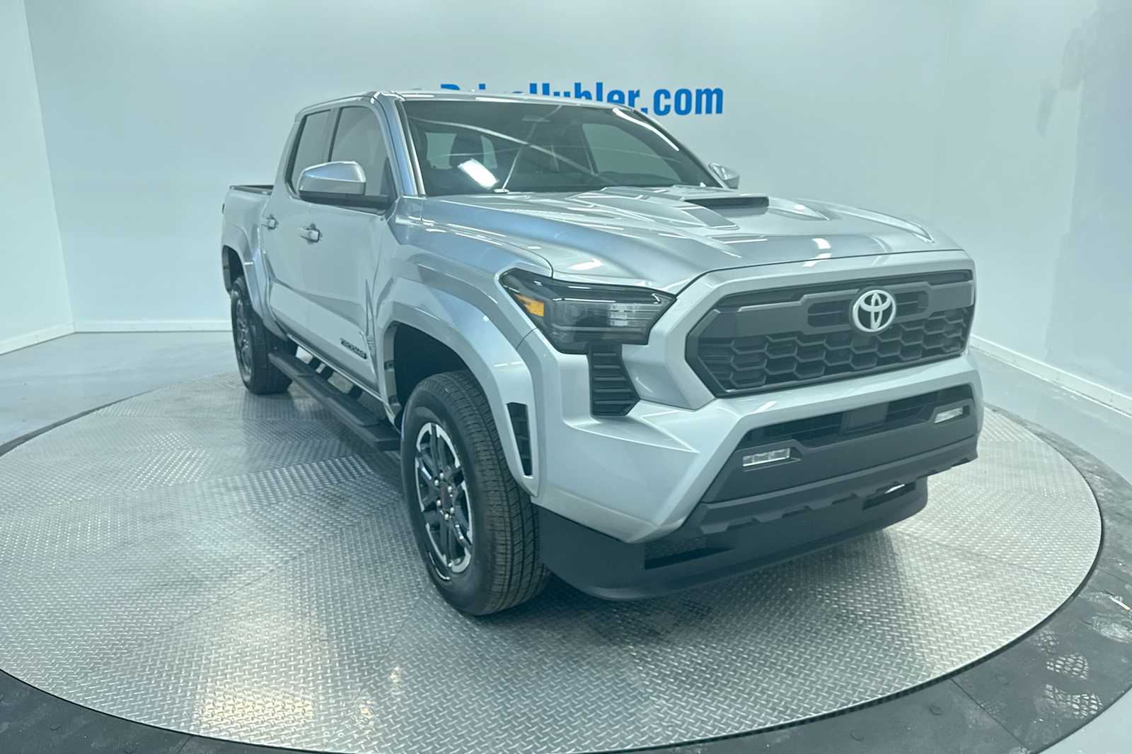 2024 Toyota Tacoma TRD Sport Double Cab photo 3