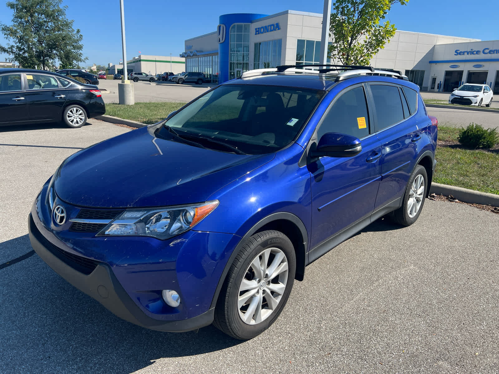 2015 Toyota RAV4 Limited photo 3